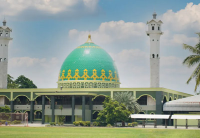 5. Pondok Pesantren Daar El Qolam Tangerang