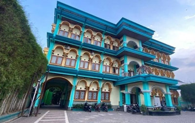 8. Pondok Pesantren Sidogiri Pasuruan