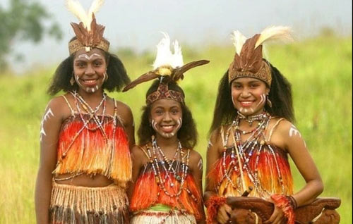 Sejarah Baju Adat Papua
